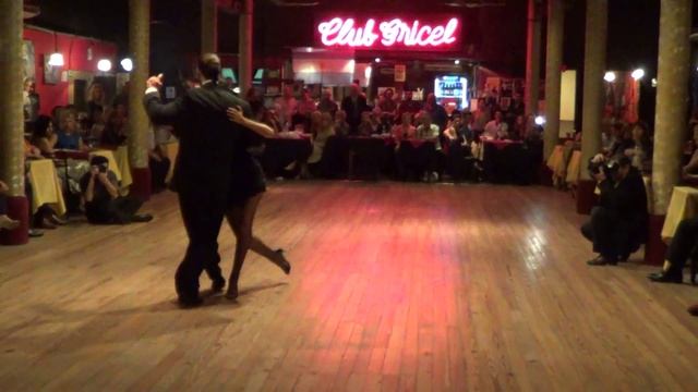 Julio Bassan & Natacha Poberaj Milonga "No Hay Tierra Como La Mía" Canaro - Famá Viernes (18/03/16 смотреть онлайн