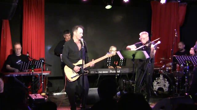 VEZHLIVY OTKAZ group at 16 tons club Moscow 21-11-23 группа ВЕЖЛИВЫЙ ОТКАЗ в клубе 16 тонн