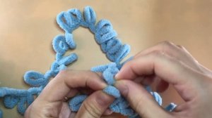 Ализе Пуффи. Узор 2 Перекрещенные петли. Вязание без крючка и спиц