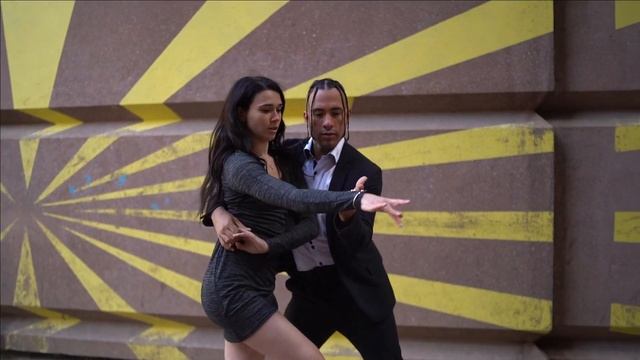 Aventura, Bad Bunny - Volví / David & Laure / Bachata 2021 смотреть онлайн