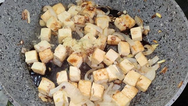 Салат с жареным тофу и стручковой фасолью #вегетарианскийсалат