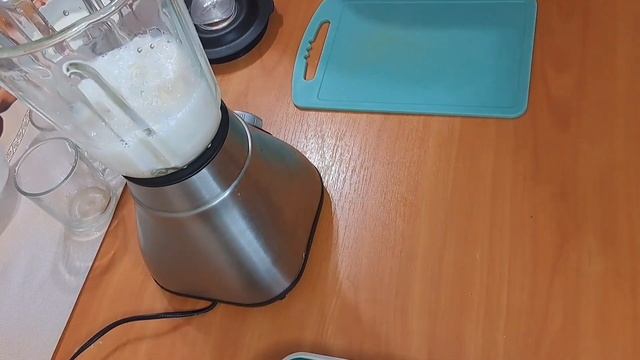 Коктейль Молочный Банановый .Супер Вкусный смотреть онлайн