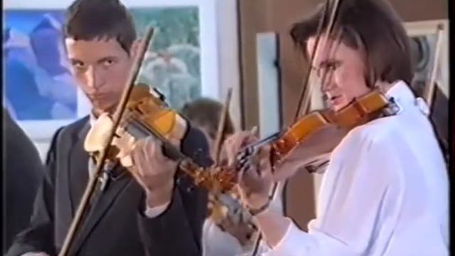 ансамбль скрипачей города Невельск 1995 год смотреть онлайн