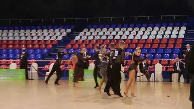 Фахрисламов Камиль-Идиятуллина Василиса. Самба. 31.10.2020 смотреть онлайн