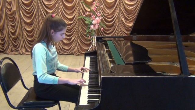 Щербина Виолетта Т. Максимов Вальс желтых цветов. смотреть онлайн