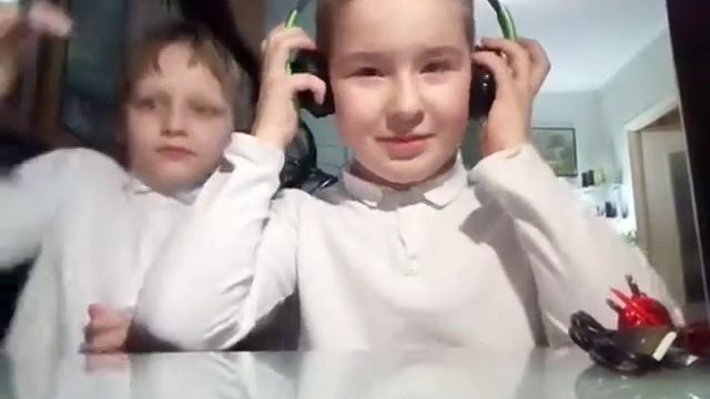 Наушники с алеикспрес смотреть онлайн