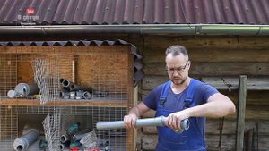 Ниппельные поилки для кроликов из водопроводных труб.