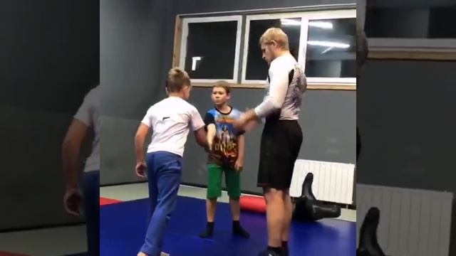 Тренировка самбо, борьба, грепплинг смотреть онлайн