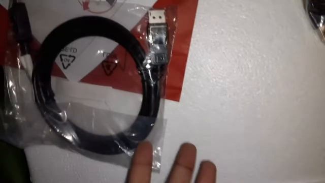 OMEN 27i Monitor, Razer Kiyo & OMEN BLAST HEADSET (unboxing) смотреть онлайн