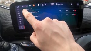 How to Enter Assistant Menu in Fiat 500 Electric ( 2020 - now ) -Manage All Assistants in the Car