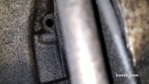 Подозрения на течь сальника коленвала Mercedes M Class III W166 3.0d OM642? Сначала проверьте это.