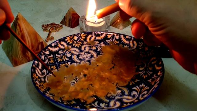 ОЧЕНЬ ВАЖНЫЕ ВЕСТИ ДЛЯ ВАС ОТ ВОСКОВОЙ СВЕЧИ. Гадание на воске. смотреть онлайн