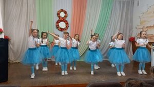 Танец "Догони", исполняет танцевальный коллектив "ВРЕМЯ DANCE"