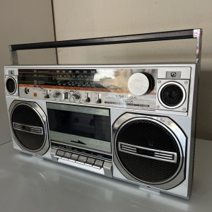 Vintage Toshiba Bom Beat 95 Boombox-ЯПОНИЯ