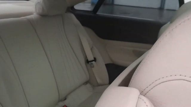 Mercedes-Benz E200 4Matic coupe смотреть онлайн