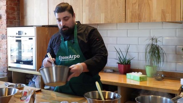 Десерт "Шоколадный флан" от ГринАгро из шоколада "Горький" от Приморский Кондитер