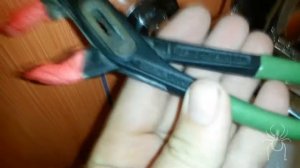 Чем затянуть хромированные гайки на смесителе и не повредить их