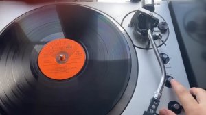 Виниловый проигрыватель Technics SL-1301