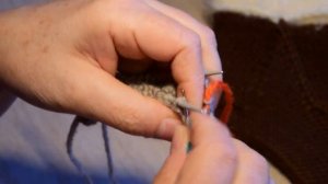 Трикотажный шов на открытых петлях по изнаночной глади. #(2023)