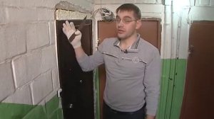 Как привести стену подъезда в порядок после установки входной двери
