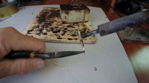 ЗИМНЯЯ простая БЛЕСНА на ОКУНЯ из СТАРТЕРА.