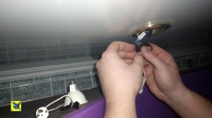 Замена патрона и лампы диодной подвесного потолка.Replacement of the cartridge and the diode lamp.