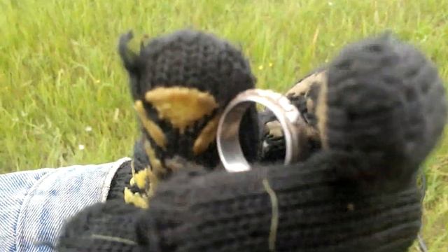 Мы нашли серебряное кольцо