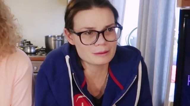 ЖЕЛЕЗНЫЙ САЛАТ - "ТИПА КУЛИНАРНОЕ ШОУ №1" смотреть онлайн