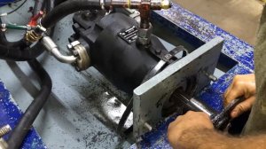 Испытание на стенде гидростатической трансмиссии комбайна Палессе. PVH112/MH1R1D1A1 ABN No 71602005