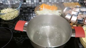 ???тушёная скумбрия за  30  минут ???простой вкусный рецепт???