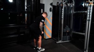 Пулловер канат / приведение плеч в наклоне