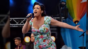 Caro Emerald & Metropole Orkest A Night Like This