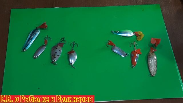 Для чего нужен КРАСНЫЙ ХВОСТИК из пластика у блесны.Хвостик на современных и старых блеснах СССР.