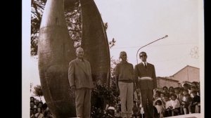 Ortezzano 1972, Inaugurazione del Monumento ai Caduti, "il Fiore" di Marcello Savini (manortiz)