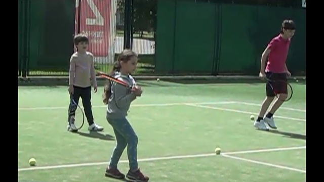 УРОКИ ТЕННИСА ЛЕТОМ  - школа тенниса