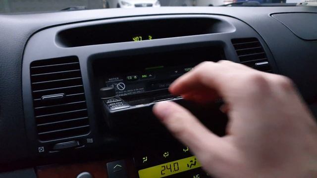 2001 Camry XV30 3.0 V6 CD Player. смотреть онлайн