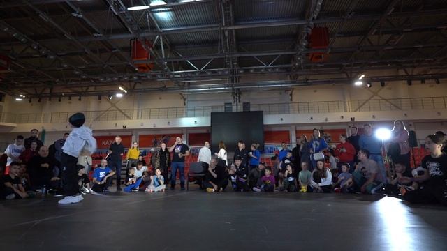 Мотя vs Energy | b boy 1x1 (7-9 лет) | ТОП 8 | Чемпионат и Первенство РТ 2023 смотреть онлайн