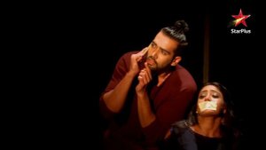 Ishqbaaz | Season 1 | Episode 162 | Shivaay ne bachaayi Anika ki jaan!