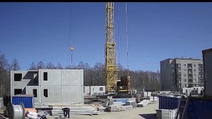 Строительство панельных домов. Башенные краны КБ-420. Монтаж панелей.