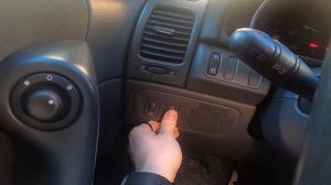 How to Change Headlights Position in Renault Laguna II ( 2001 – 2007 ) - Adjust Headlights Height