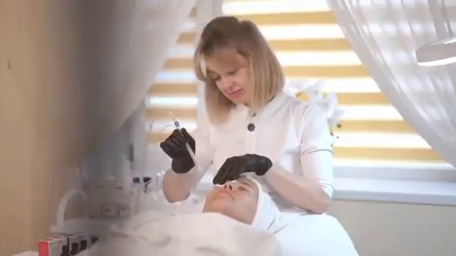 Отзыв Олеси из MoleculeSPA об аппарате Jet Peel смотреть онлайн