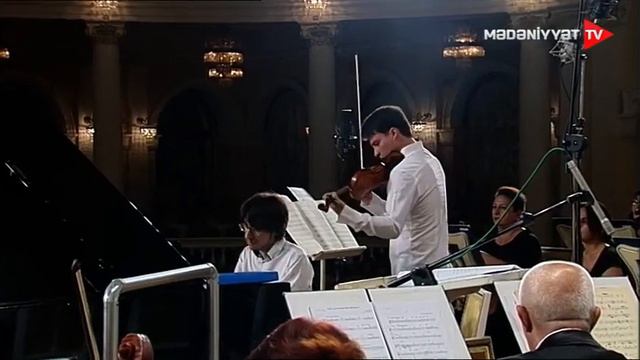 M. Ravel. Sonata for violin and piano. II. Blues смотреть онлайн
