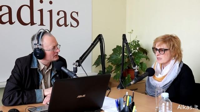 Pokalbiai su Audriu Antanaičiu Rūta Vanagaitė pūlinys turėjo sprogti смотреть онлайн