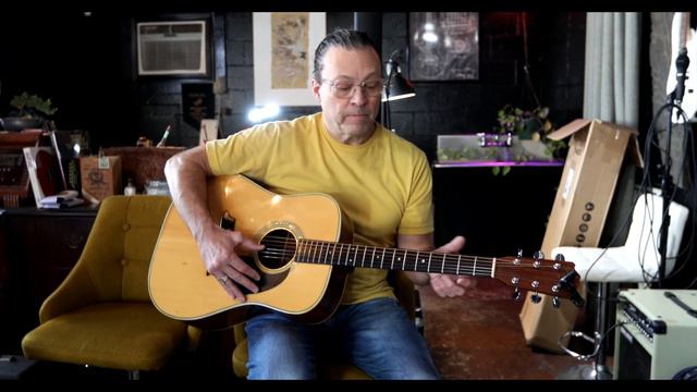 Servicing a Takamine Guitar смотреть онлайн