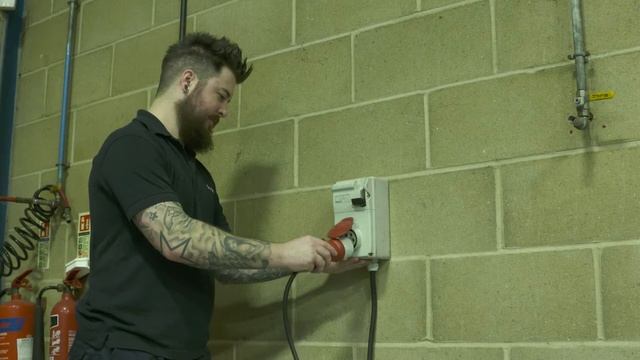 How to use the BA20E Mobile Breathing Air Compressor | Factair смотреть онлайн