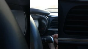 Как закрыть Рено Каджар с работающим двигателем#рено #ренокаджар#лайфхак