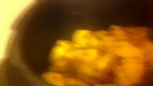 Как быстро приготовить картошку с тушёнкой в мультиварке-скороварке