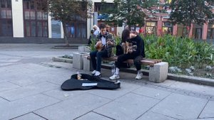 Классная игра на балалайке и гитаре. Современное исполнение.