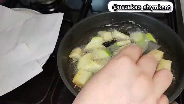 Тайский салат с баклажанами.По-тайский.Салат.Күнделікті жасаланатын жеңіл салат?