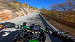 Kawasaki Z H2 SE - Ride it like you stole it! Castelluccio di Norcia(Raw Video-Only engine sound)